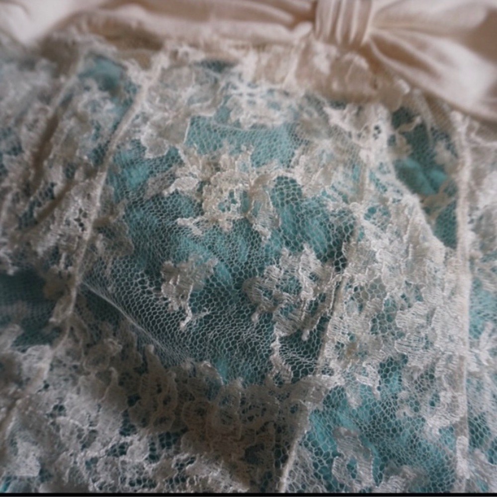 VALENTINO BLOUSE SIZE L fits S